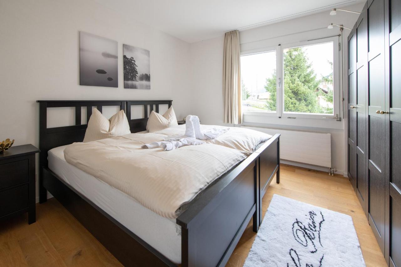 Agrimonia - 5,5-Zi Duplex Wohnung Bis 9 Personen Mit Eigenem Garten Davos Exteriör bild