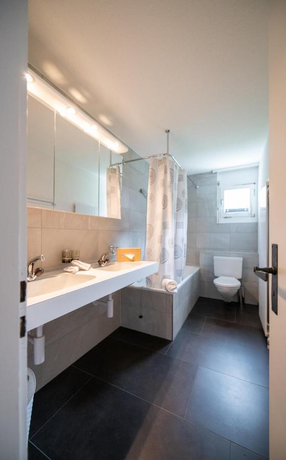 Agrimonia - 5,5-Zi Duplex Wohnung Bis 9 Personen Mit Eigenem Garten Davos Exteriör bild